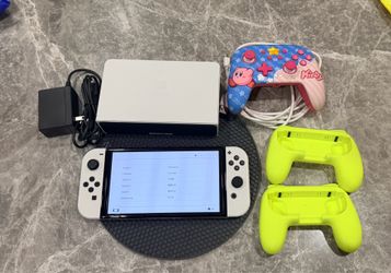 Nintendo Switch Oled bundle.