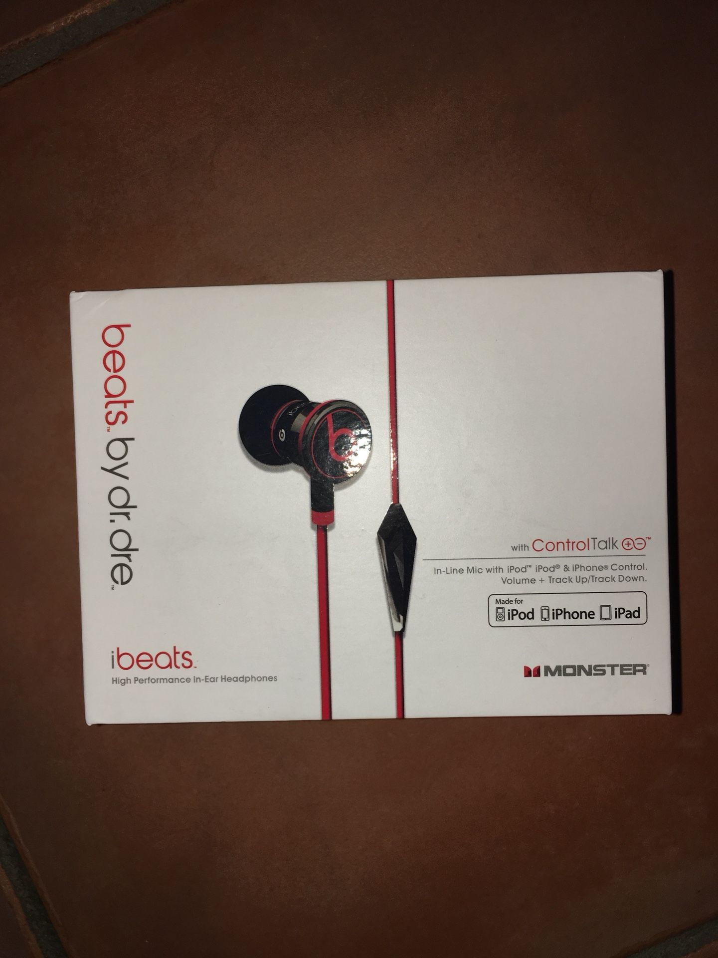 Beats By dr. dre. Monster (Ibeats) NEW IN BOX