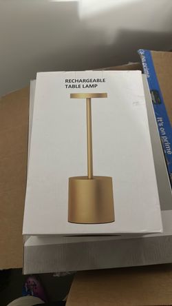 Rechargeable table lamp