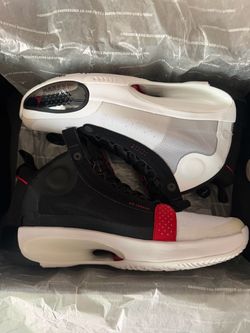 AIR JORDAN XXXIV, Black/White/Red size 10.5