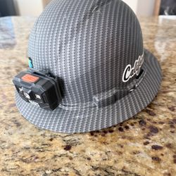 Klein Tools Carbon Fiber Hard Hat With Headlamp