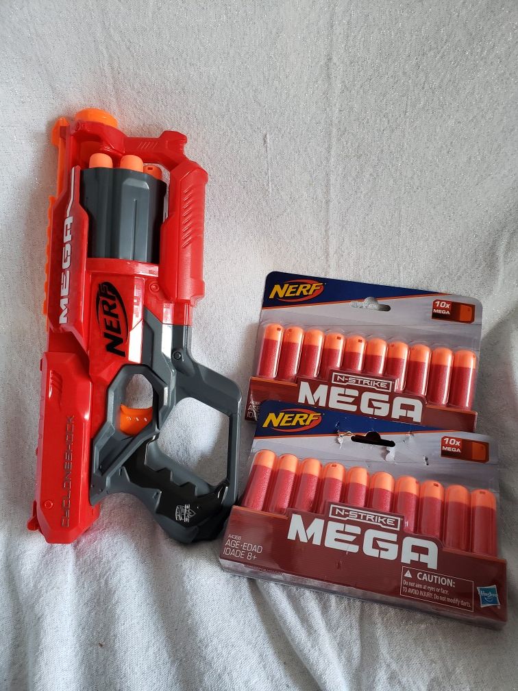 Mega Nerf Gun with 25 bullets included