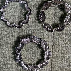 Vintage Silvertone Circular Brooch 