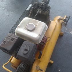 Dewalt compressor 