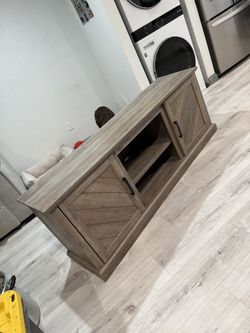 Tv Stand And Table