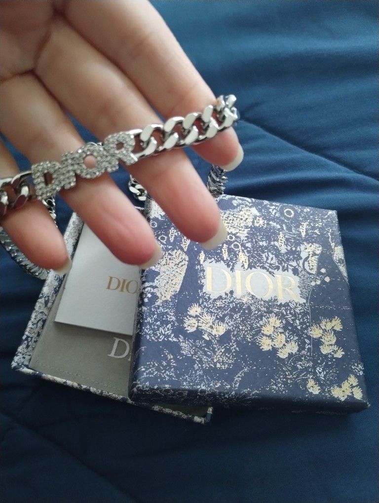 Christian Dior Choker 17"