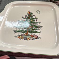 Spode Christmas Plate With 4 Mugs