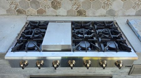 Gas range