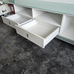 Modern TV Stand 