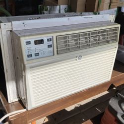GE WINDOW AIR CONDITIONER AC UNIT 115V 6050 BTU