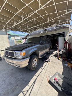 Explorer part out