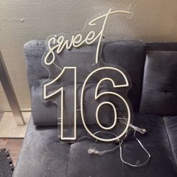 Sweet 16 Sign 