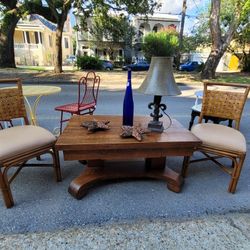 BEAUTIFUL ANTIQUE TABLE