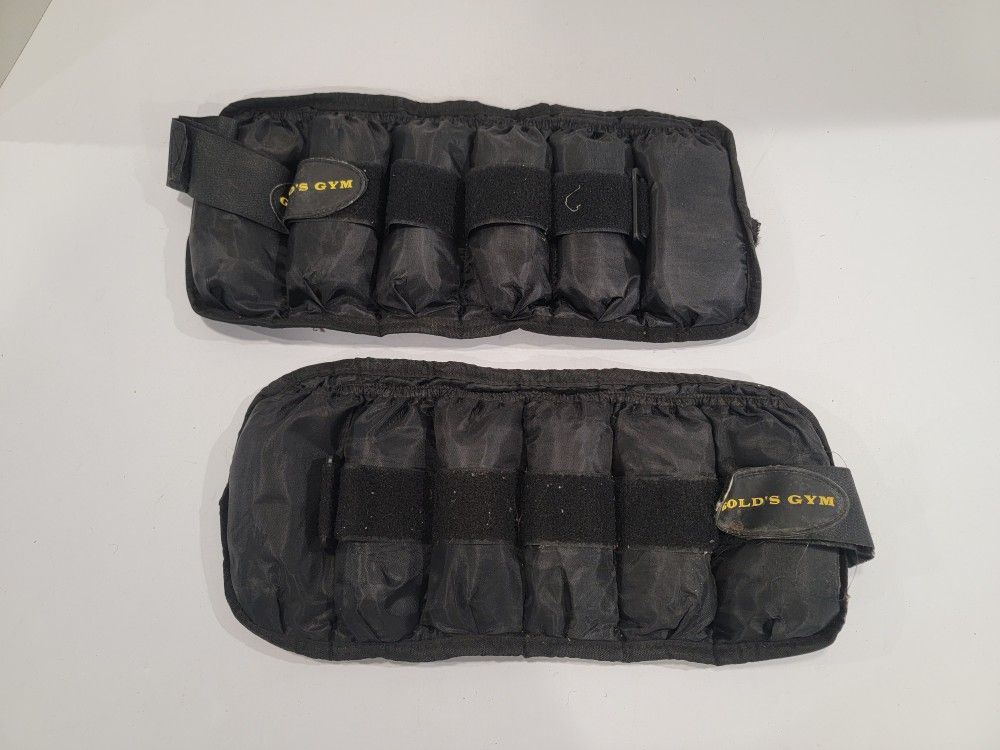 Gold's Gym Adjustable Wrist/Ankle Weights ~ 5 lb Pair, 2.5 lbs Each, Black