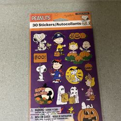 BRAND NEW PEANUTS 30 STICKERS