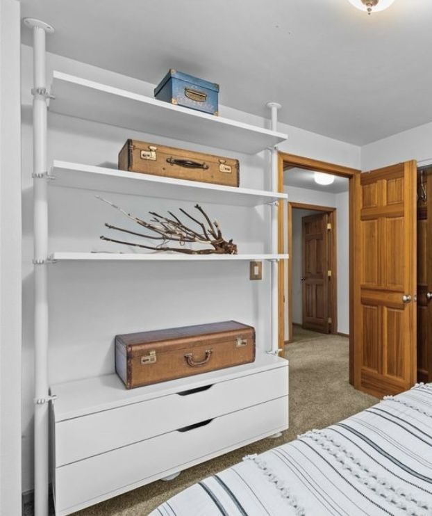 White Adjustable Shelving