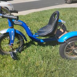 Vintage  Schwinn Quality Trycycle 