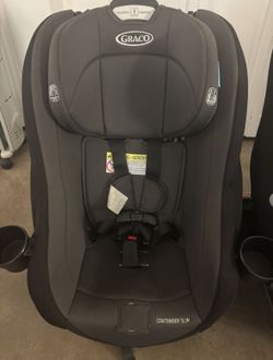 Graco Slim Contender Car Seat