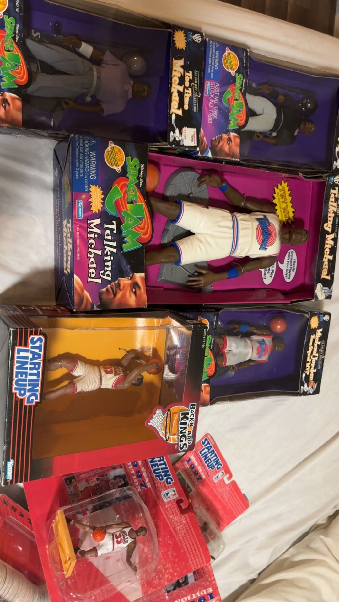 Spacejam/Basketball Lot