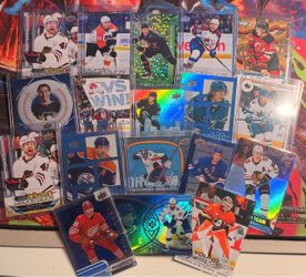 NHL hockey cards lot