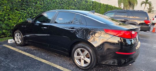 2018 KIA Optima