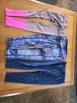 Girls 10-12 leggings.  