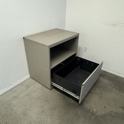 Filing Cabinets