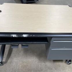 25 Haworth 4’ Office Computer Desks! Only $40 Ea! Rolling And Fixed Av. 