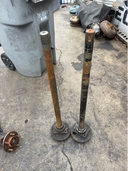Ford 9 inch axles  (truck or bronco full size)
