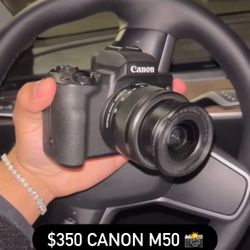 Canon M50