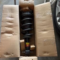 2016 Chevy Tahoe 1 Front Loaded Strut 