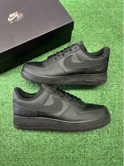 NIKE AIR FORCE LOW TRIPLE BLACK RIPSTOP SIZE 10.5