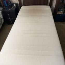 Twin Bed Frame With Mattress 