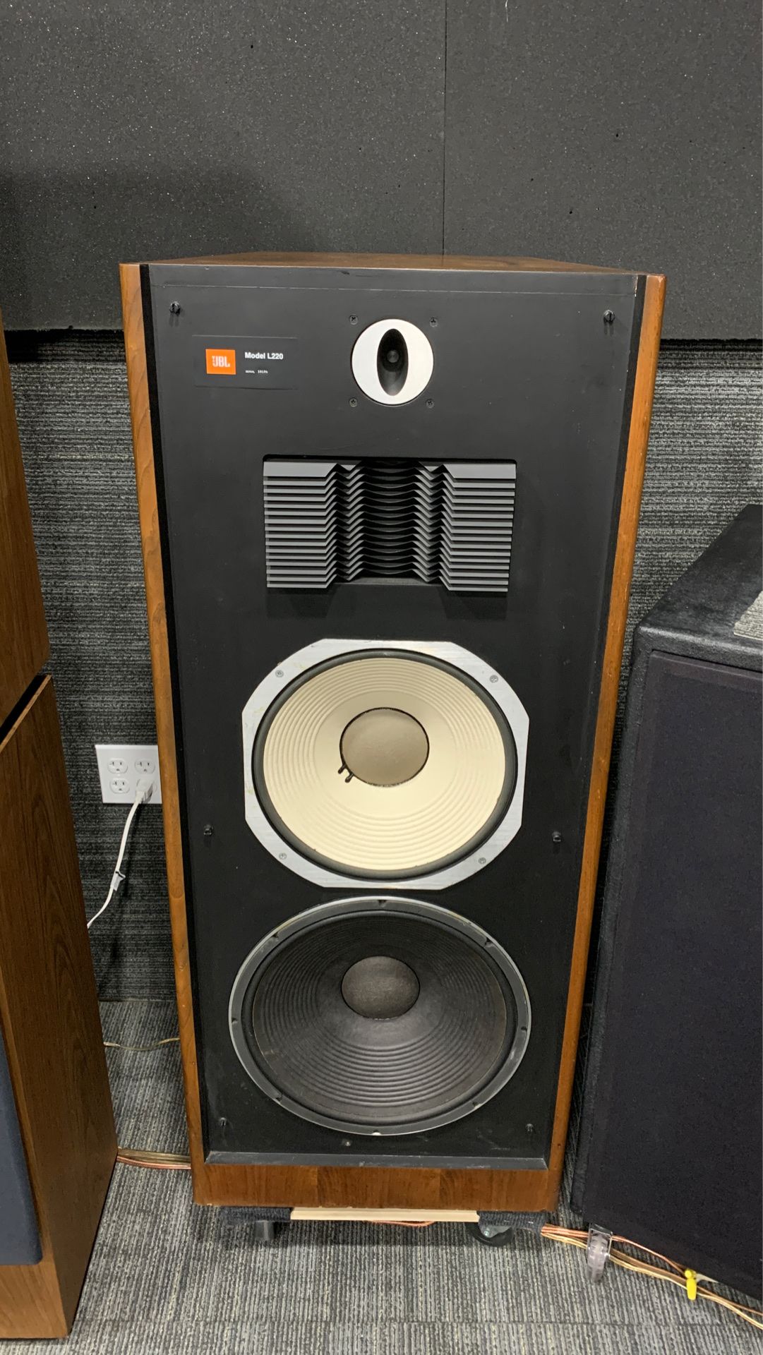 JBL L220 Speakers