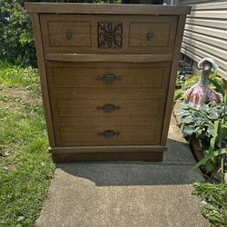 antic vintage dresser