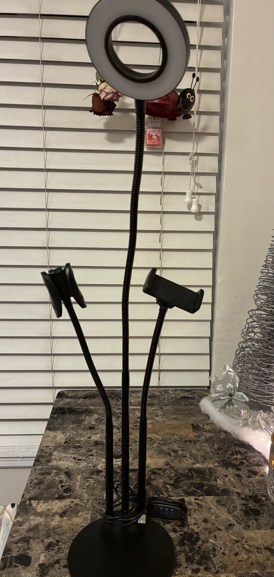 Brand New Ring Light w/ Multi-Arm Phone Holders – USB Powered (No Box)