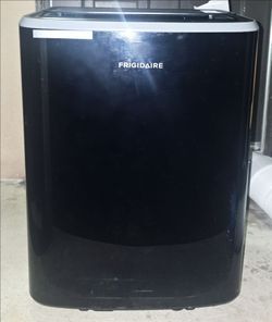 Frigidaire black portable air conditioner  14,000 BTU