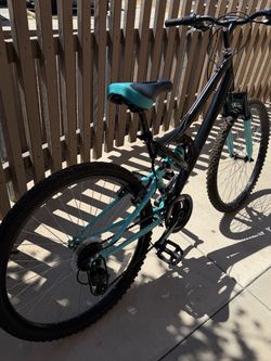 Huffy 26" Trail Runner Mountain Bike, Fits Riders 60"+, Black/ Teal, Adult,