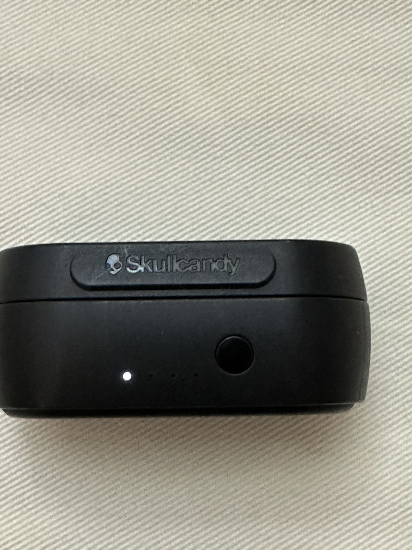 Pre-owned SkullCandy Sesh Evo wireless earbuds