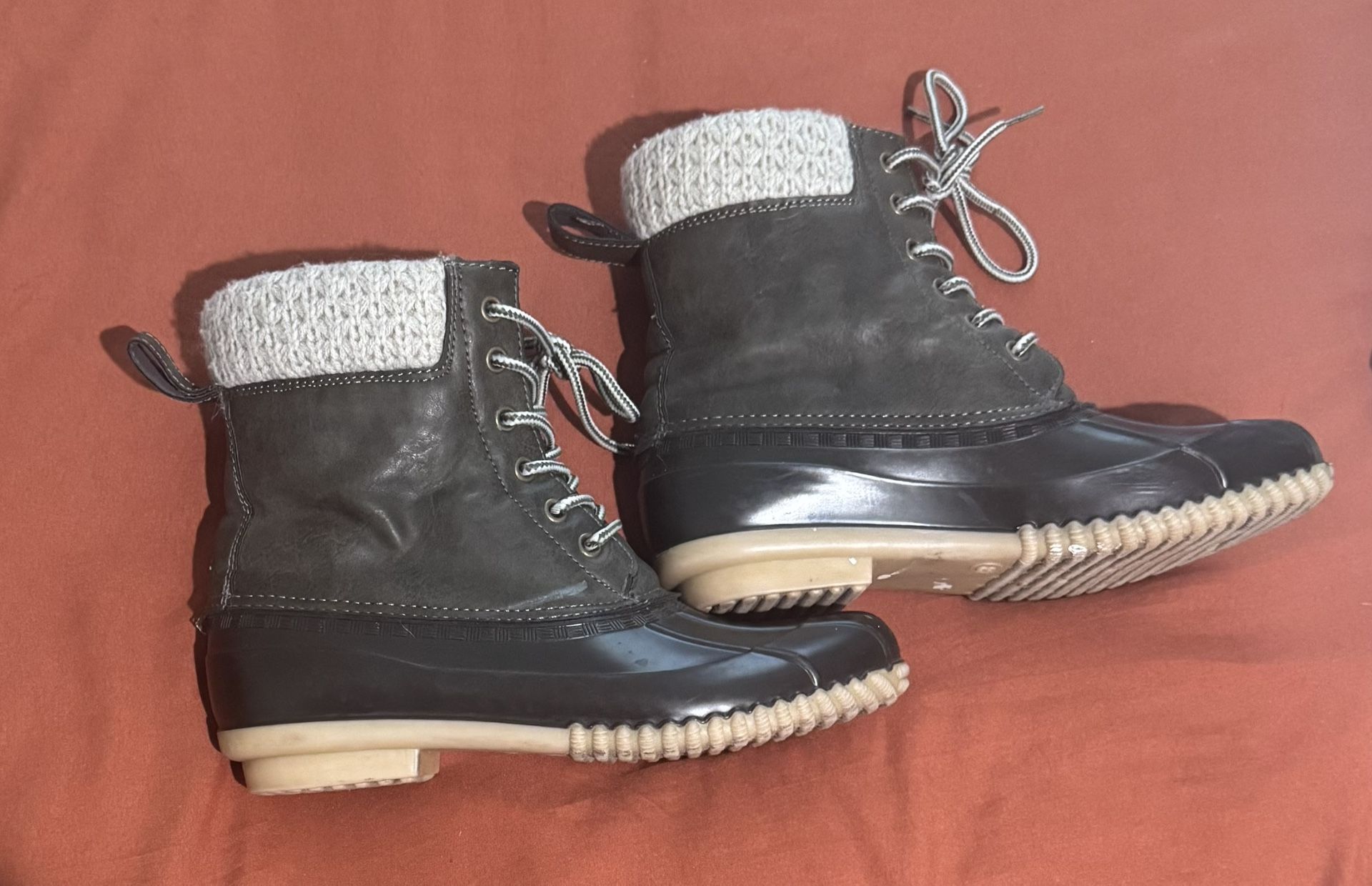 Women’s duck boots- size 8