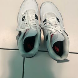 Jordan 4 White Cement