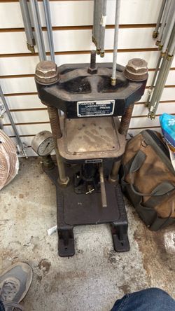 Hydraulic press