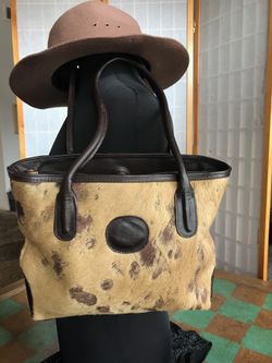 Authentic Cowhide leather handbag Mint