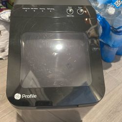 For Parts! GE Nugget ice Maker