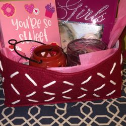 Gift Basket - Pink/Red
