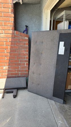 QUEEN SIZE BED FRAME ONLY  ((free))