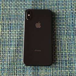 Apple iPhone Xs Unlocked No Face ID