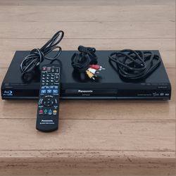 Panasonic Blu-Ray Player with Remote 
