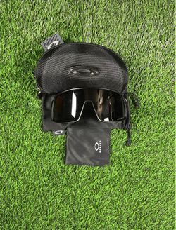 Oakley Sutro Black w/ Black Prizm Lens