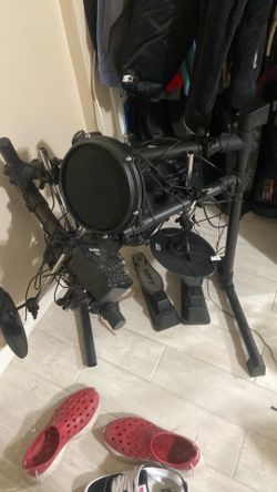 Electric drum set